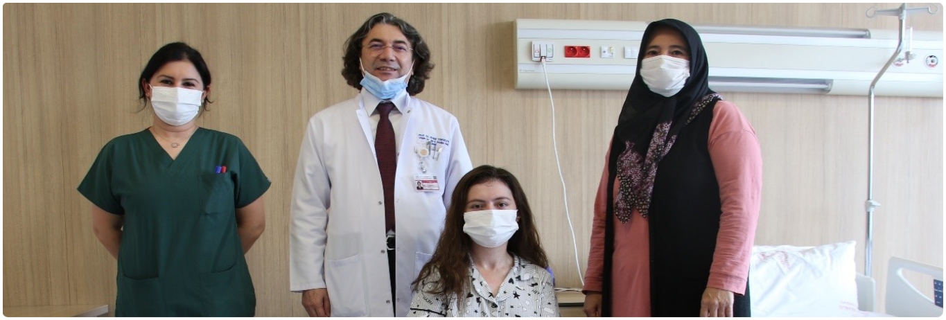19-year-old Emine Mutlu got rid of the oxygen device she had been dependent on for 11 years with 'organ donation'